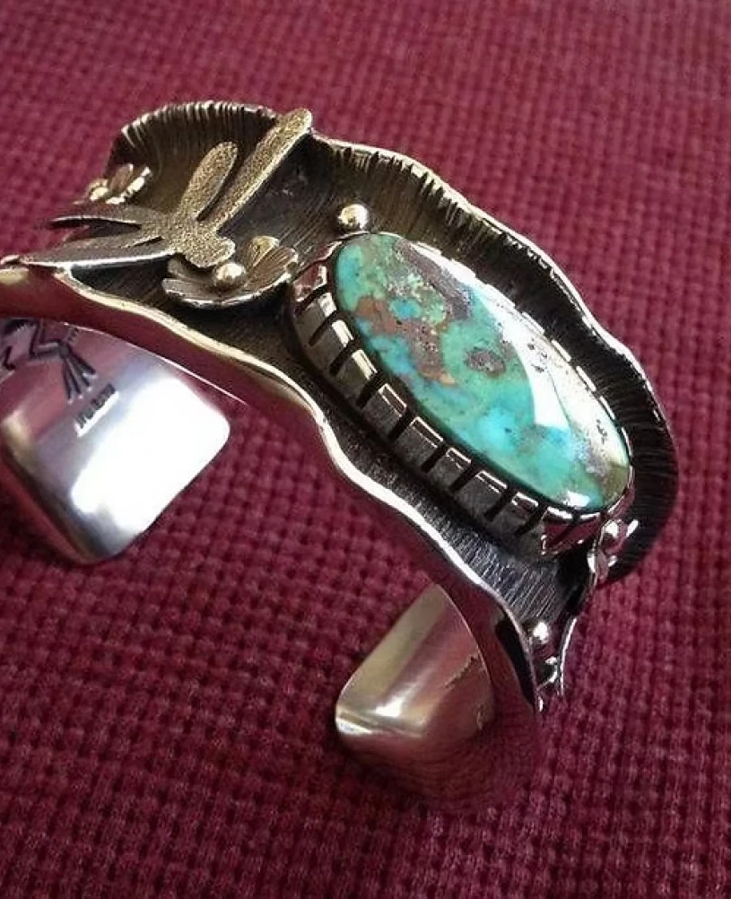 Silver bracelet with turquoise stone